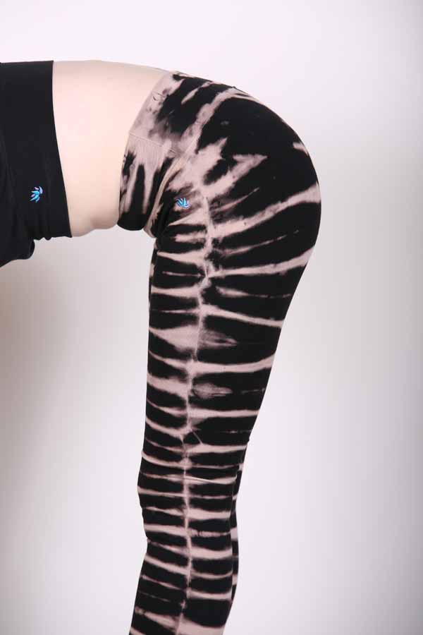 Bengal Tiger Tie Dye Ankle Length Yoga Legging- Caffe Latte